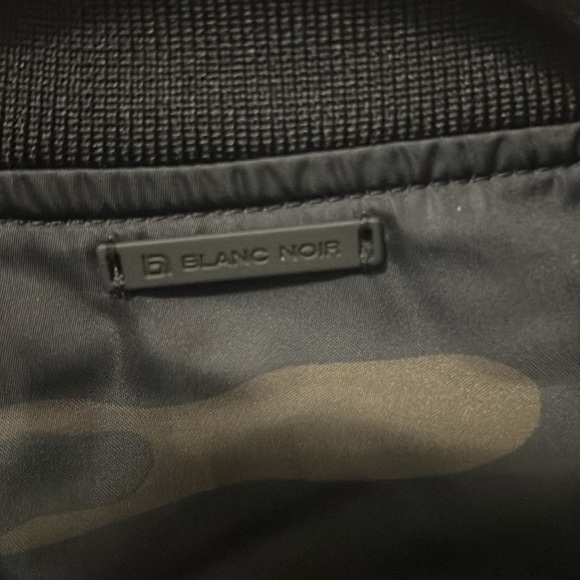 Blanc Noir brand quilted army print and black reversible bomber jacket Size S - Picture 10 of 10